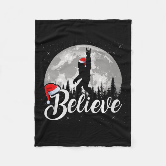 Believe Xmas Santa Bigfoot Sasquatch In Moon Light Fleecedecke (Vorderseite)
