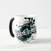 BelieveInFate verwandelnde Tasse (Vorderseite Links)