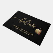 BELIVE Script mit Single Jingle Bell Fußmatte (Schrägansicht)