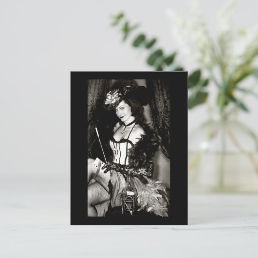 Belle - Postkarte (Stehend Vorderseite)