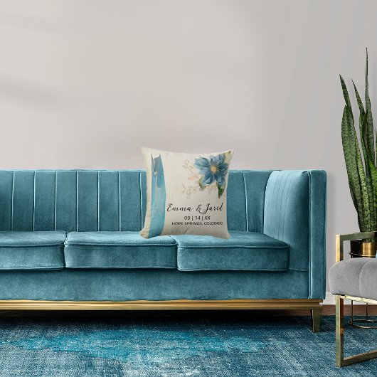 Belle Watercolor Throw Kissen