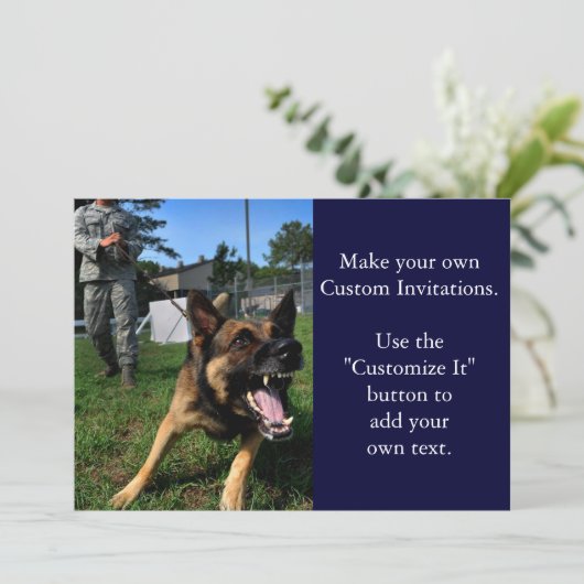 Bellender Schäferhund Einladung (Stehend Vorderseite)