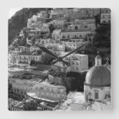 Bellissima Positano 2 - BW Quadratische Wanduhr (Vorderseite)