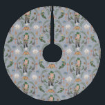 Belsnickel und Pennsylvania Weihnachtsmotifs Polyester Weihnachtsbaumdecke<br><div class="desc">Fügen Sie Ihrem Weihnachtsbaum in diesem Jahr eine besondere Touch mit diesem gemusterten Baumrock hinzu. Diese Wohngestaltung bietet eine Cartoon-Illustration des Belsnickel. Dieser Volkstalcharakter hat seine Wurzeln in der Pfalz-Region und war bei Pennylvaniens deutschen Siedlern beliebt, darunter auch bei den Pennsylvania Niederländisch oder Amish. Laut Legende besuchte diese Figur in...</div>