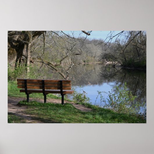 Bench mit Blick auf Creek Poster (Vorne)