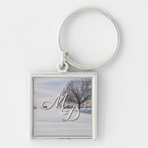 Bench On Snow Covered Hill Square Schlüsselanhänge Schlüsselanhänger