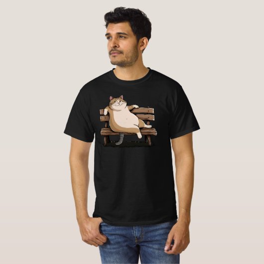 Bench Sitter Cat T-Shirt (Vorne ganz)