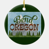 Bend Oregon Fun Retro Snowy Mountains Keramik Ornament (Hinten)