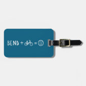 Bend Oregon Plus Bikes Macht Dich Glücklich Gepäckanhänger (Vorderseite horizontal)