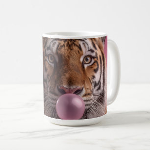 Bengal-Tiger-Porträt bläst rosa Kaugummiblase Kaffeetasse