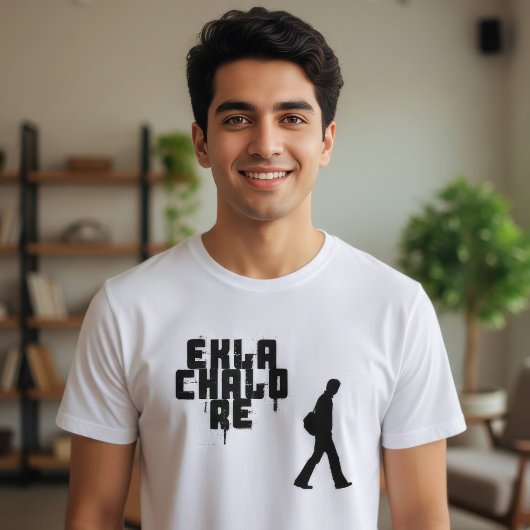 Bengali-Phrase "Ekla Chalo bezüglich " T-Shirt