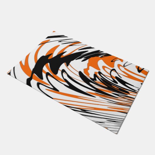 Bengalische Farbtöne in orangefarbenen und schwarz Fußmatte (Schrägansicht)