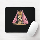 Bengalische Katze unter rosa Deckenaufkleber Mousepad (Mit Mouse)