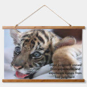 Bengalische Tigerbeerbeobachtung Wandteppich Mit Holzrahmen (Vorne)