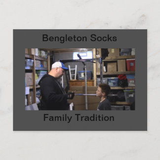 Bengle Socks "Family Tradition" Postkarte