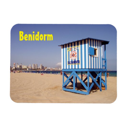 Benidorm, caseta de salvamento en la playa magnet (Horizontal)
