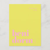 Benidorm Spanien moderne Typografie Postkarte (Vorderseite)