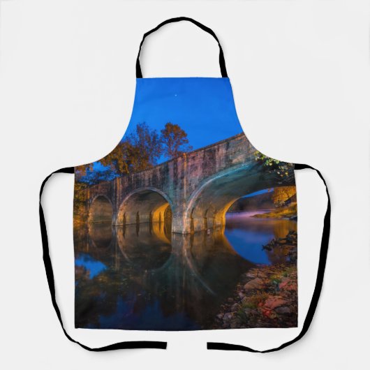 Bennett Spring Bridge Twilight Schürze (Vorderseite)