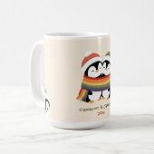 Benutzerdefinierte Cozy Pride Pinguine Weihnachten Kaffeetasse (Vorderseite Links)