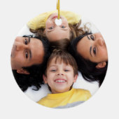 Benutzerdefinierte FAMILY (weißer Text) 2-Foto-Kee Keramik Ornament (Hinten)