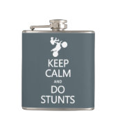 benutzerdefinierte Flasche Behalt Calm & Do Stunts Flachmann (Vorderseite)