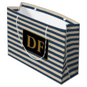Benutzerdefinierte Initial Blau/Vanilla Stripes Große Geschenktüte (Rückseite Schrägansicht)