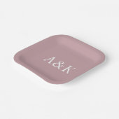 Benutzerdefinierte Initialen auf Dusty Rose Mauve Pappteller (Gewinkelt)