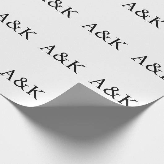 Benutzerdefinierte Initialen auf weißem Hochzeitsg Geschenkpapier (Ecke)