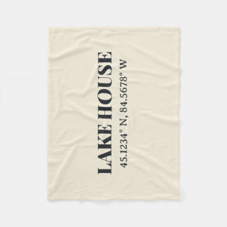 Benutzerdefinierte Lake House-Koordinaten Fleecedecke