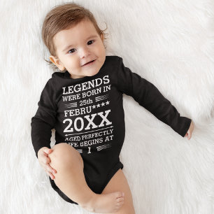 Benutzerdefinierte Legenden wurden im Datumsmonats Baby Strampler