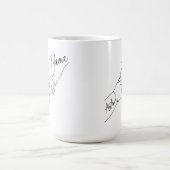 Benutzerdefinierte Mama und Kinder halten Händchen Kaffeetasse (Mittel)