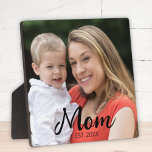 Benutzerdefinierte Mom Established Modern Script F Fotoplatte<br><div class="desc">Weißes Mom Established Modern Script Foto Design. Ersetzen Sie das Foto durch Ihr eigenes von Ihren Kindern und ändern Sie die Jahre in die Jahre,  in denen Sie Mutter wurden.</div>