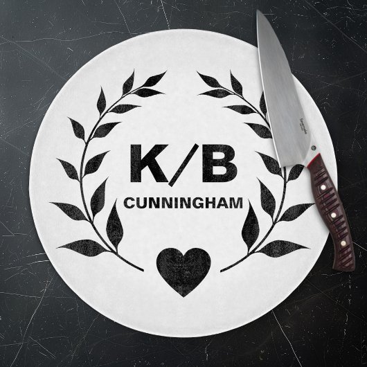 Benutzerdefinierte Monogramm und Nachname Laurels  Schneidebrett