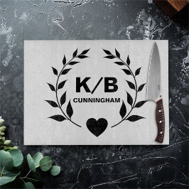 Benutzerdefinierte Monogramm und Nachname Laurels  Schneidebrett