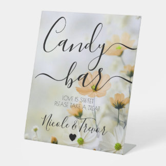 Benutzerdefinierte Namen Orange Blumen Kalligrafie Sockelschild