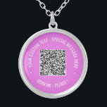 Benutzerdefinierte QR-Code-Textnekklammer Farben a Versilberte Kette<br><div class="desc">Wählen Sie Farben und Schriftart - Entwerfen Sie Ihre eigenen Personalisierten Netzklammern mit Ihrer QR Code Scan Info und dem benutzerdefinierten Text Moderne Netzwerkklassengeschenk - Hinzufügen Ihres QR Codes - Bild oder Logo - Foto / Text - Name oder Benutzerdefinierter Text - Umformatieren und Verschieben oder Entfernen / Hinzufügen von...</div>