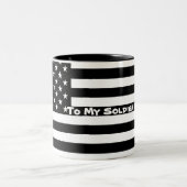 Benutzerdefinierte Tasse für meine Soldatin Schwar (Mittel)
