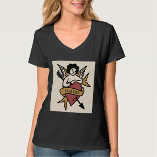 benutzerdefinierte Tattoo-Herz-Schriftrolle-Illust T-Shirt