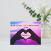 Benutzerdefinierte Text-Liebe Hands Herzform Rosa Postkarte (Stehend Vorderseite)