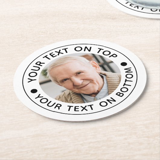 Benutzerdefinierte Textfarben für Minimalistisches Runder Pappuntersetzer (Angewinkelt)