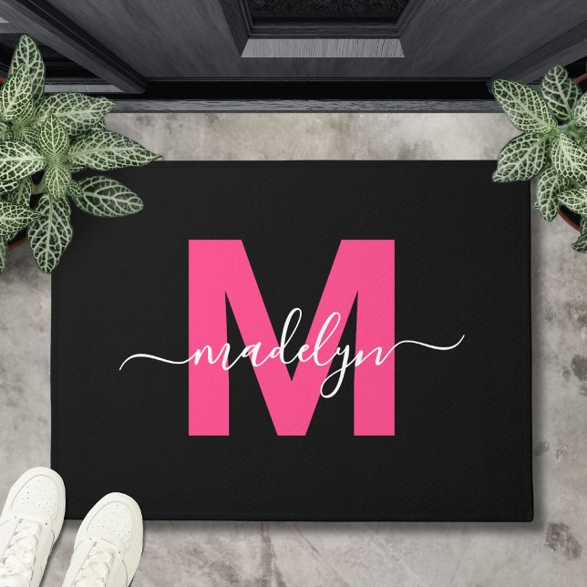 Benutzerdefinierter eleganter schwarz-Hot-Pink-Mon Fußmatte (Custom Elegant Black Hot Pink Monogram Script Name Doormat )