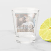 Benutzerdefinierter Familienname und Foto Schnapsglas (Rückseite)