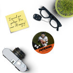 Benutzerdefinierter Foto-Sportschalter / Button-Fu Button<br><div class="desc">Unterstützen Sie die sportlichen Aktivitäten Ihres Kindes mit diesem maßgeschneiderten sportlichen Button. Ideal für Seniorennächte! Erhältlich in verschiedenen Größen. Viele Optionen zum Anpassen.</div>