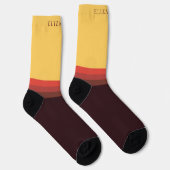 Benutzerdefinierter gelber roter Maroon-schwarzer Socken (Rechts)