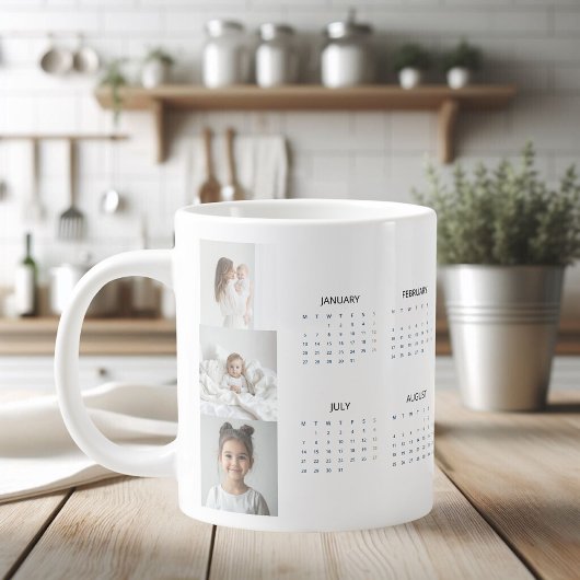 Benutzerdefinierter Kalender 2025 mit drei Fotos Jumbo-Tasse