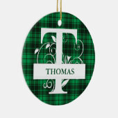 Benutzerdefinierter Monogramm-Brief T Grüner Karie Keramik Ornament (Rechts)