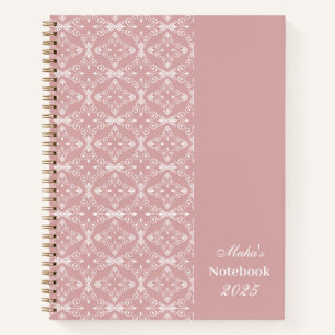 Benutzerdefinierter Name & Jahr Dusty Rose Vektor Notizblock