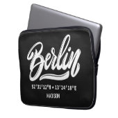 Benutzerdefinierter Name / Text & Farbe Berlin Koo Laptopschutzhülle (Vorderseite Links)