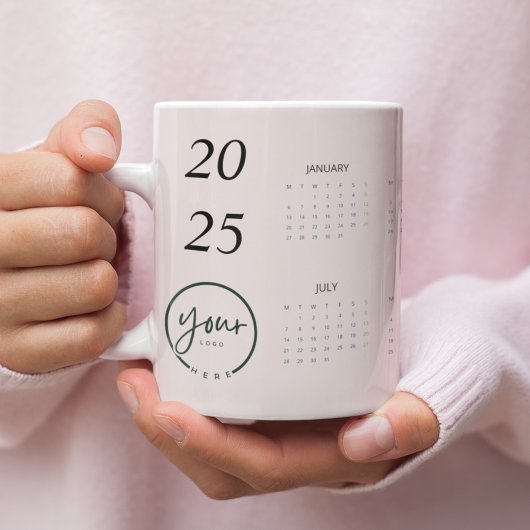 Benutzerdefinierter Pastellrosa 2025-Kalender mit Jumbo-Tasse
