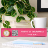 Benutzerdefinierter QR-Code für Text und Farbtafel Namensplakette